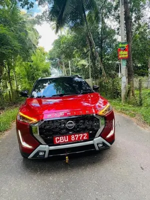 Nissan Magnite 2025 SUV (Used)