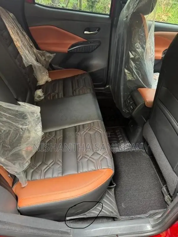 Nissan Magnite 2025 SUV (Used)