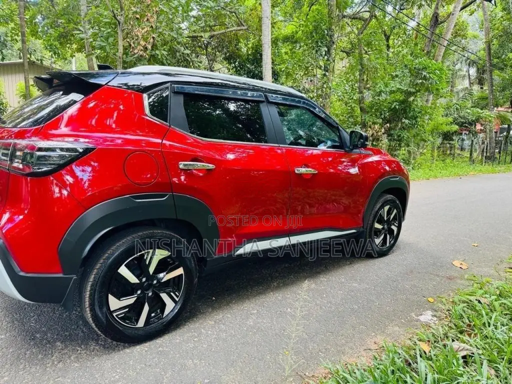 Nissan Magnite 2025 SUV (Used)