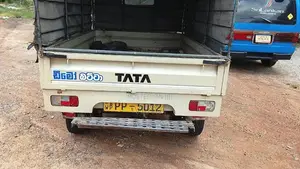 Tata Dimo Batta 2010 Lorry (Used)