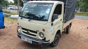 Tata Dimo Batta 2010 Lorry (Used)