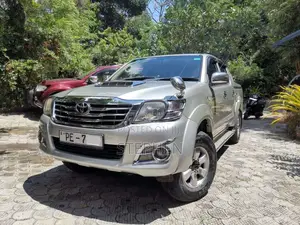 Toyota Hilux 2006 Pickup (Used)