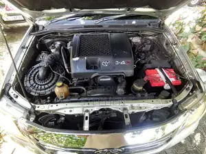 Toyota Hilux 2006 Pickup (Used)