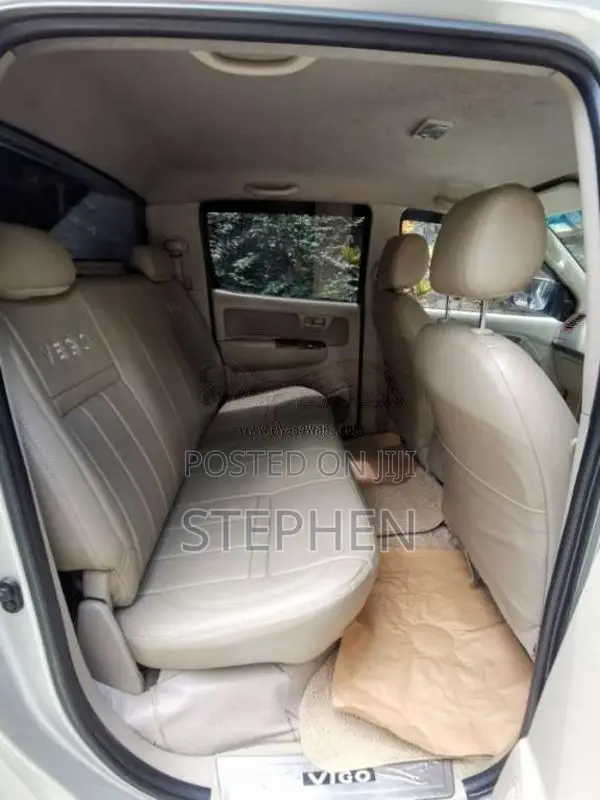 Toyota Hilux 2006 Pickup (Used)