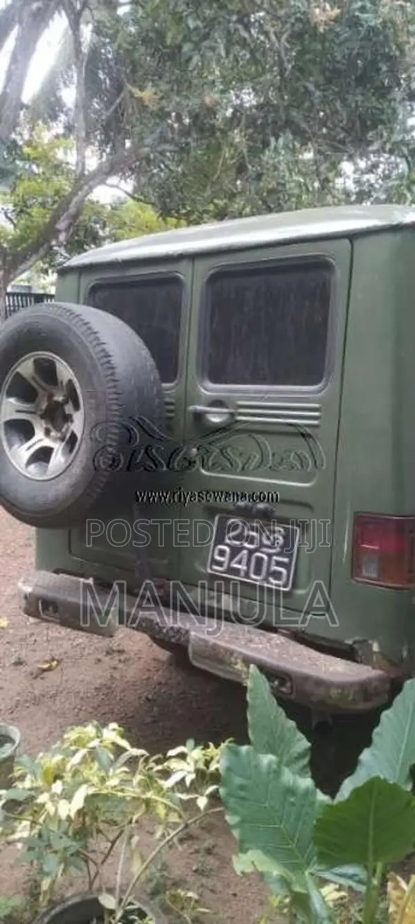 Mitsubishi 4DR5 1969 SUV (Used)