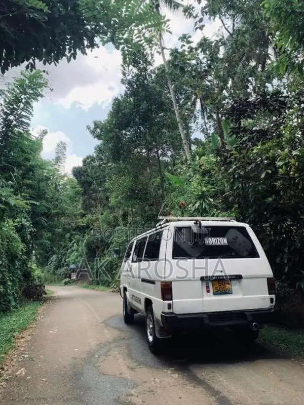 Mitsubishi L300 1984 Van (Used)