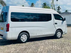 Nissan NV350 2016 Van (Used)