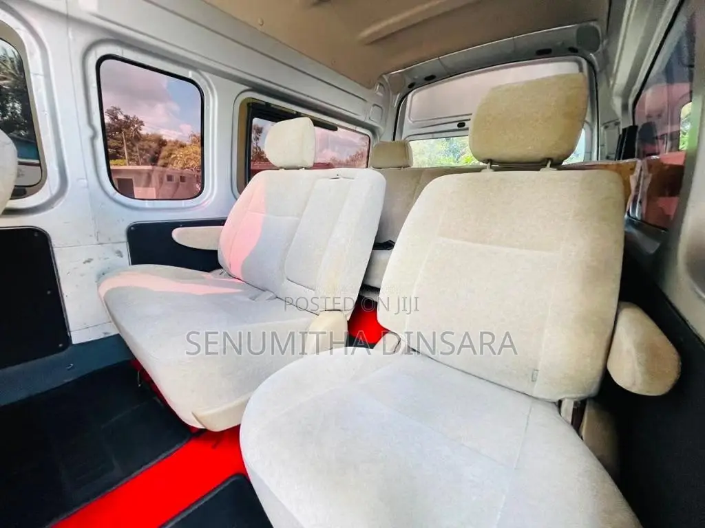 Nissan NV350 2016 Van (Used)