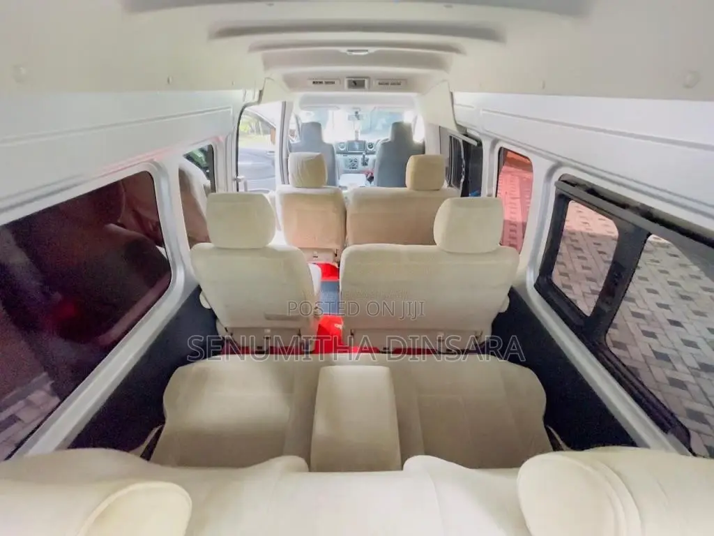 Nissan NV350 2016 Van (Used)