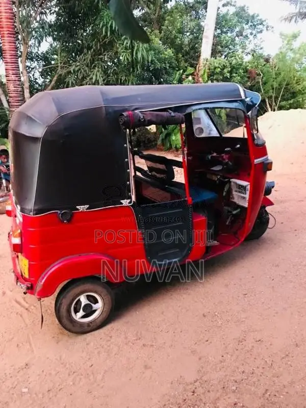 Bajaj RE 2006 Three Wheel (Used)