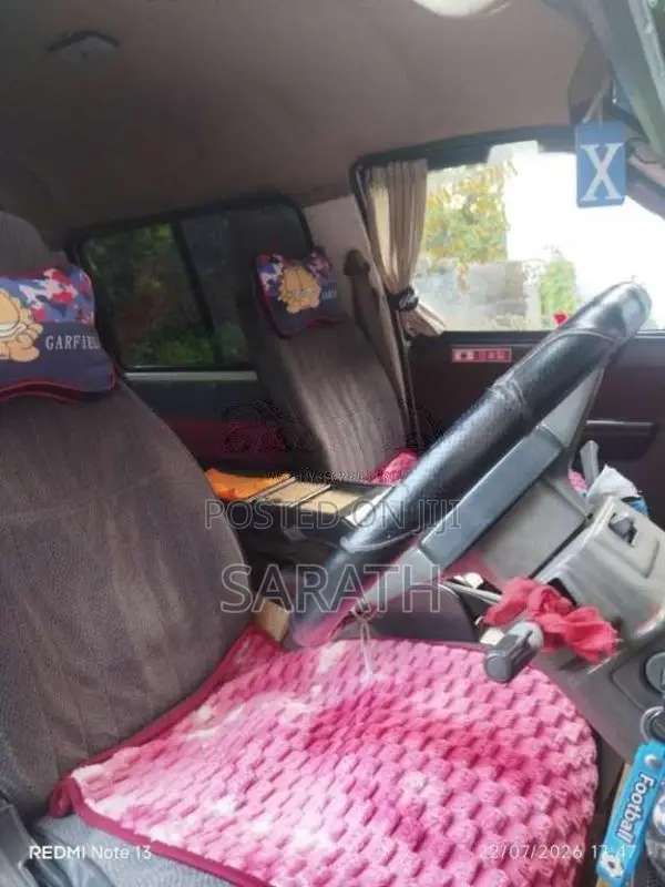 Nissan Vanette 1992 Van (Used)