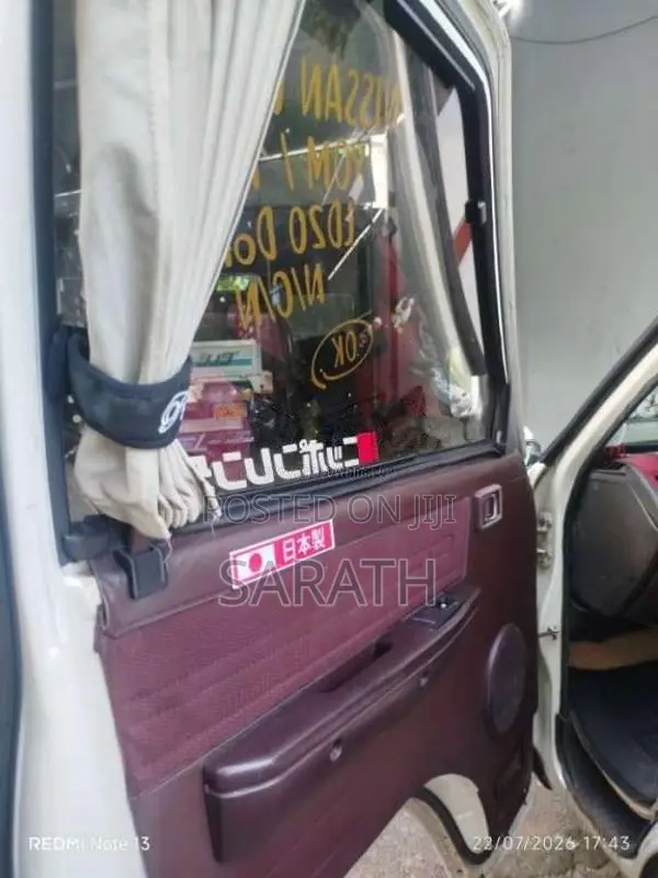 Nissan Vanette 1992 Van (Used)