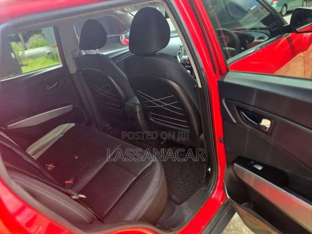 Micro Tivoli 2018 SUV (Used)