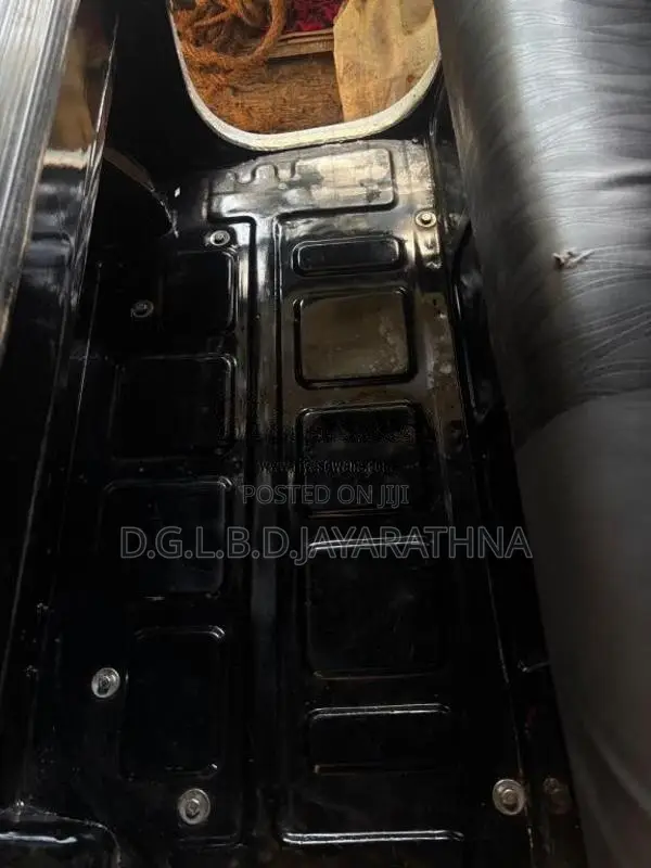 Bajaj RE 205 2012 Three Wheel (Used)