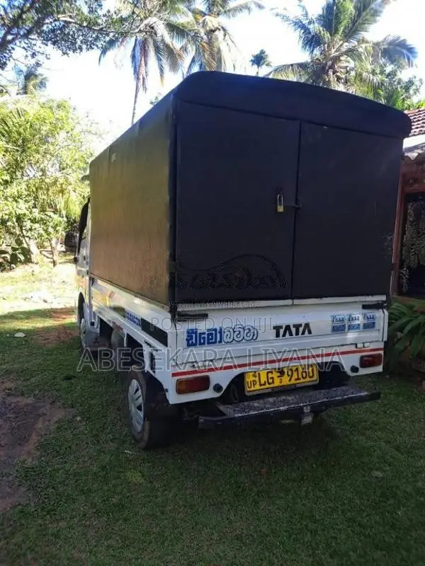 Tata Dimo Batta 2009 Lorry (Used)