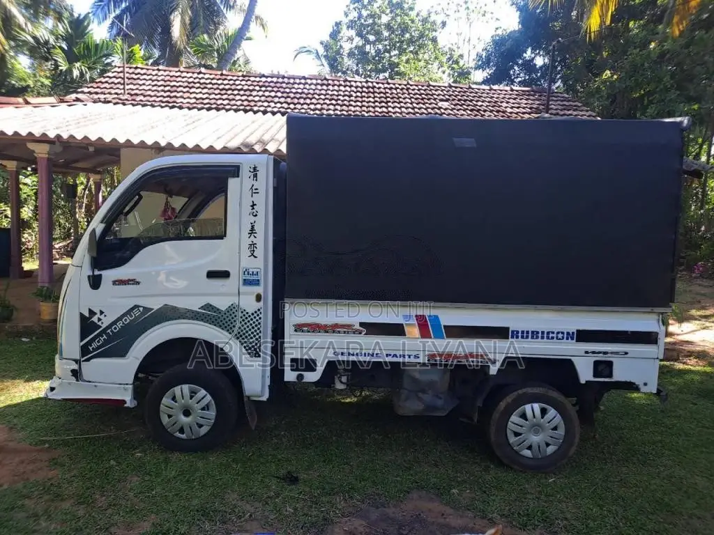 Tata Dimo Batta 2009 Lorry (Used)