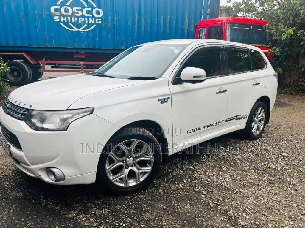 Mitsubishi Outlander 2014 SUV (Used)