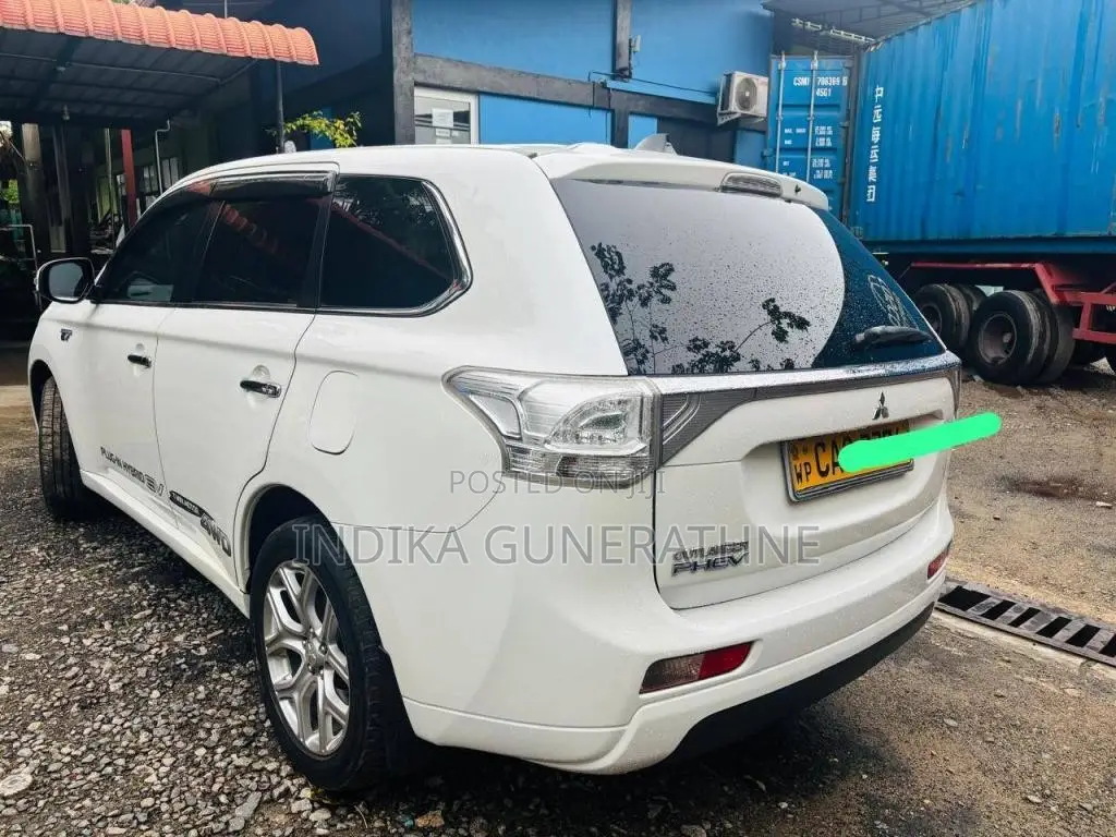 Mitsubishi Outlander 2014 SUV (Used)