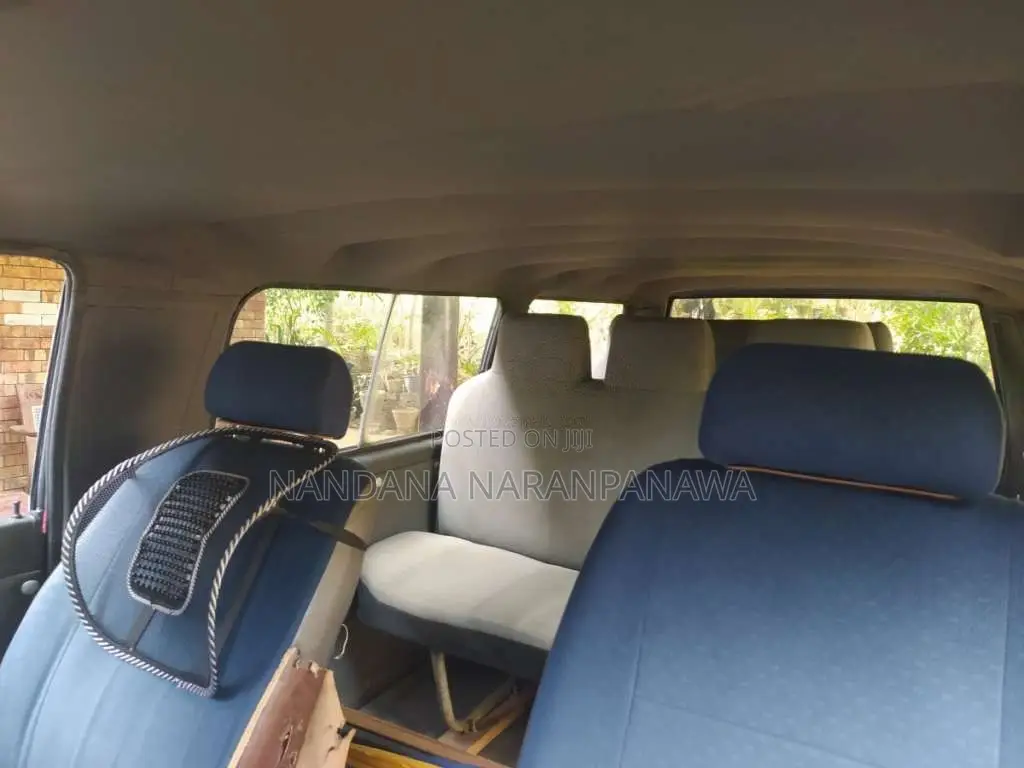 Mitsubishi L300 1982 Van (Used)