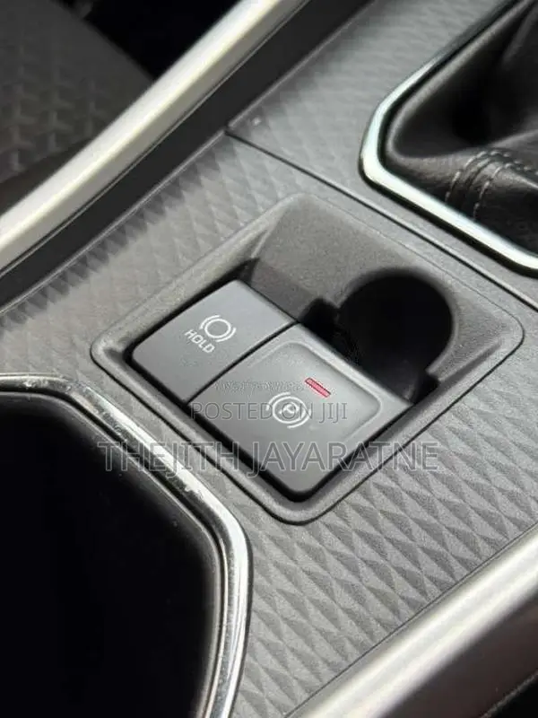Toyota Raize Hybrid 2023 SUV (Used)