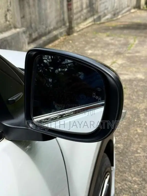 Toyota Raize Hybrid 2023 SUV (Used)