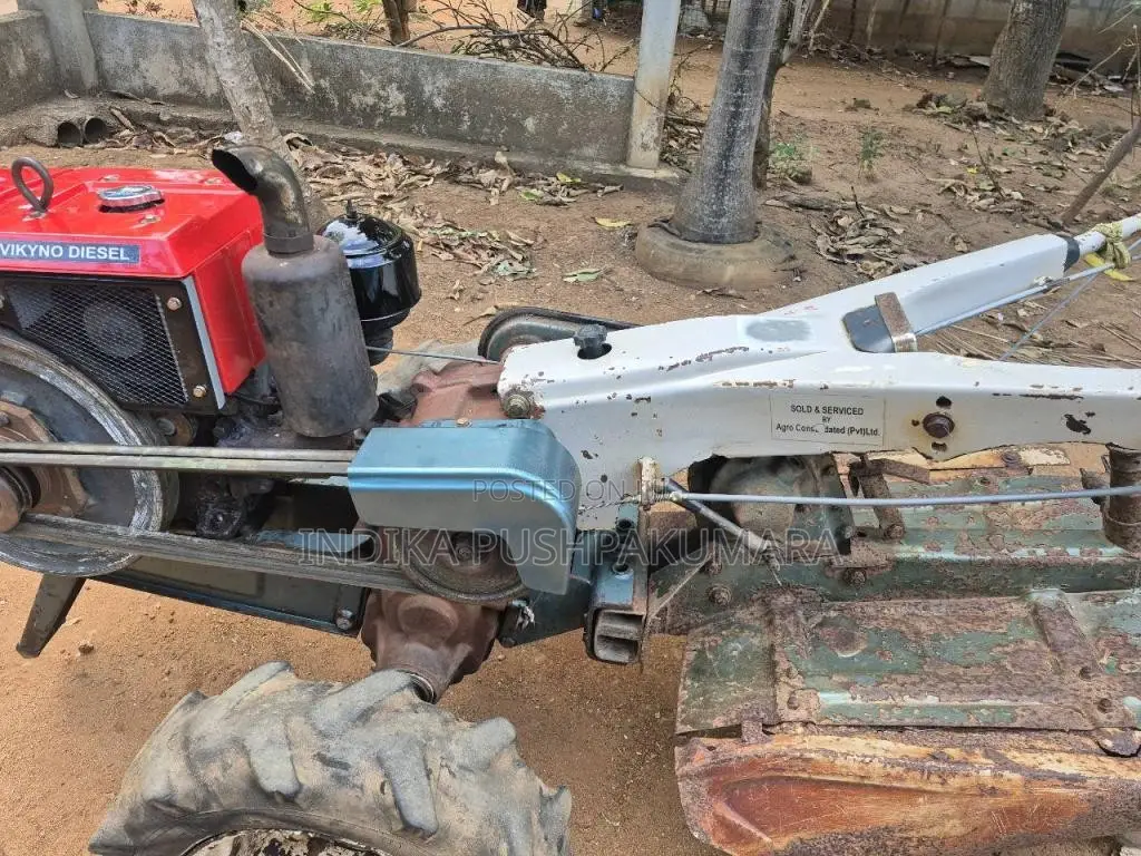 Kubota Rv80 2013 Tractor (Used)