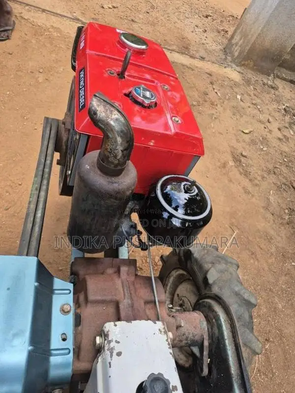 Kubota Rv80 2013 Tractor (Used)