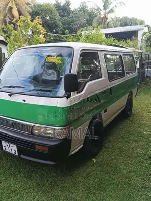 Nissan Caravan 1991 Van (Used)