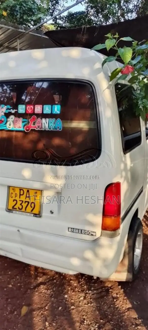 Subaru Sambar 2000 Van (Used)