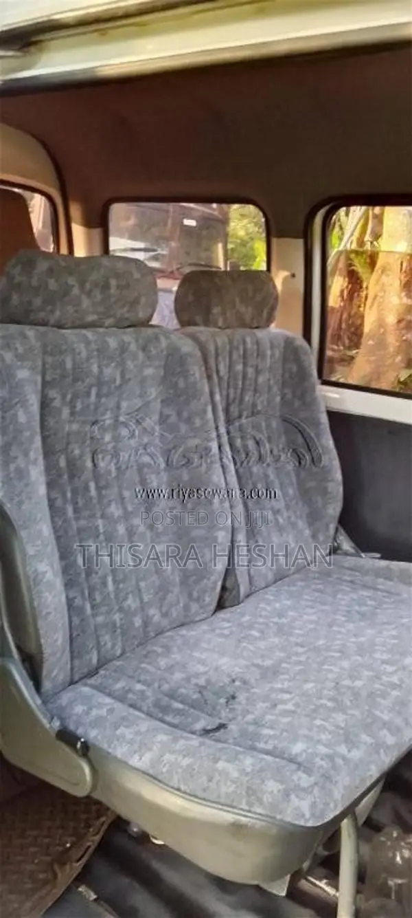 Subaru Sambar 2000 Van (Used)