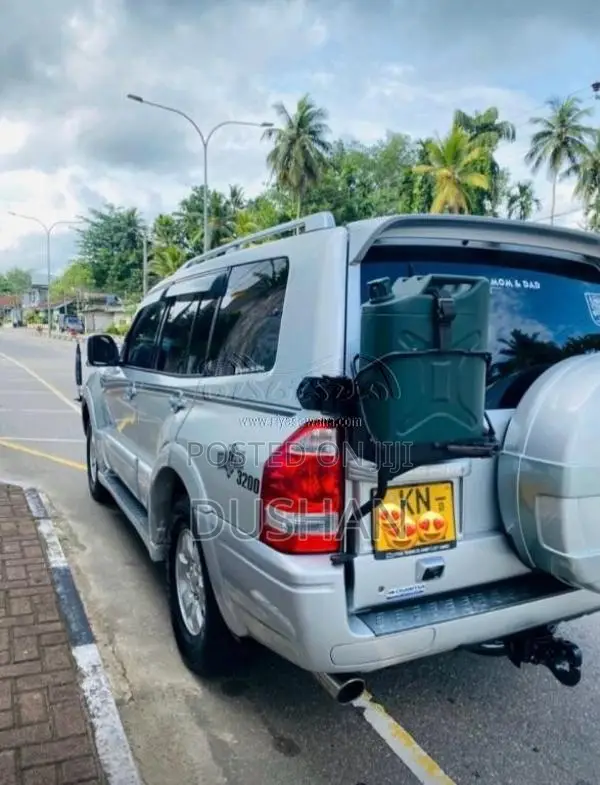 Mitsubishi Montero V78W 2011 SUV (Used)