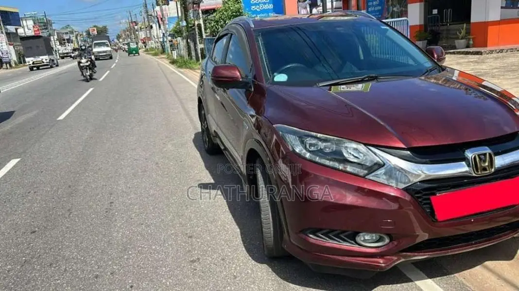 Honda Vezel 2014 SUV (Used)
