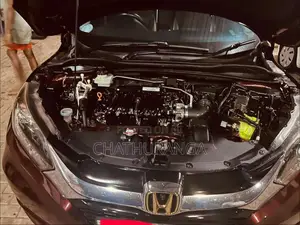 Honda Vezel 2014 SUV (Used)