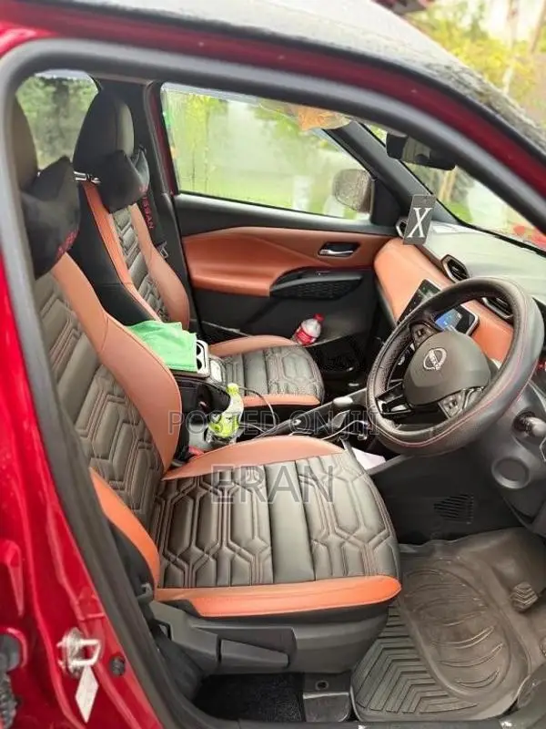 Nissan Magnite CVT TURBO 2025 SUV (Used)