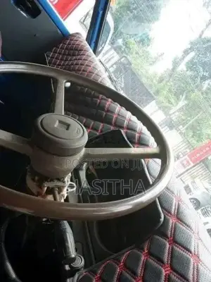 Isuzu Wide 1982 Lorry (Used)
