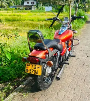 Bajaj Avenger 2007 Motorbike (Used)