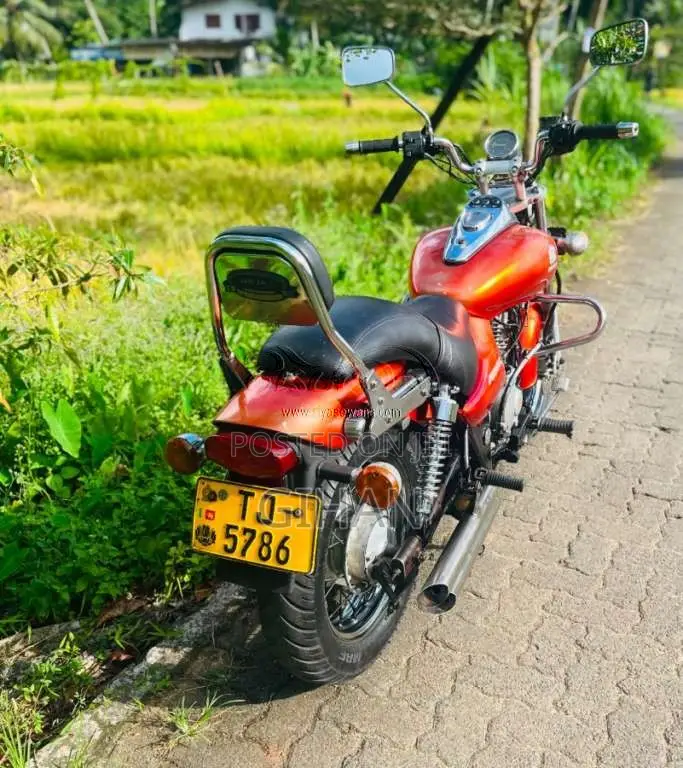Bajaj Avenger 2007 Motorbike (Used)