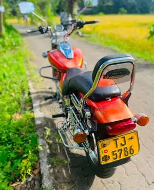 Bajaj Avenger 2007 Motorbike (Used)