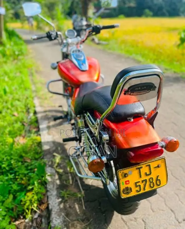 Bajaj Avenger 2007 Motorbike (Used)