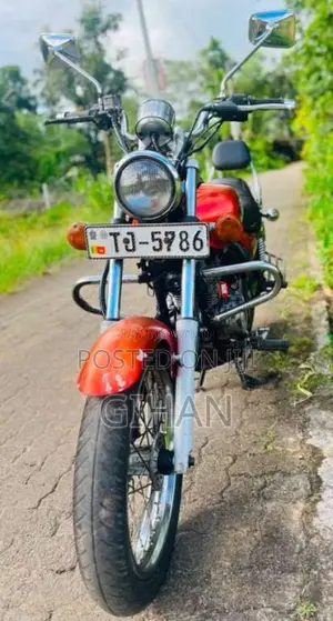 Bajaj Avenger 2007 Motorbike (Used)