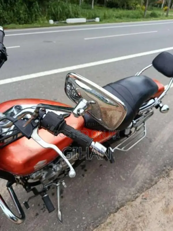 Bajaj Avenger 2007 Motorbike (Used)