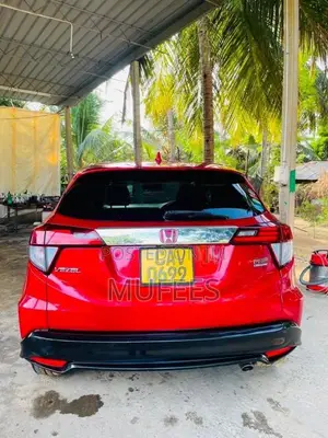 Honda Vezel 2018 SUV (Used)