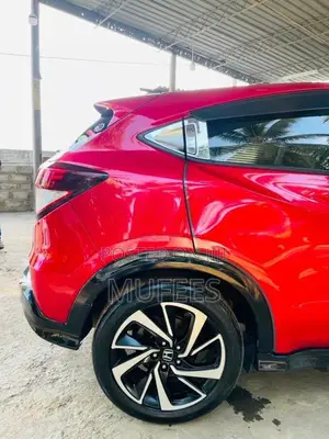 Honda Vezel 2018 SUV (Used)