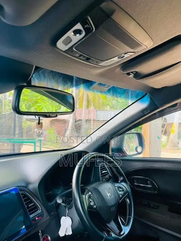 Honda Vezel 2018 SUV (Used)