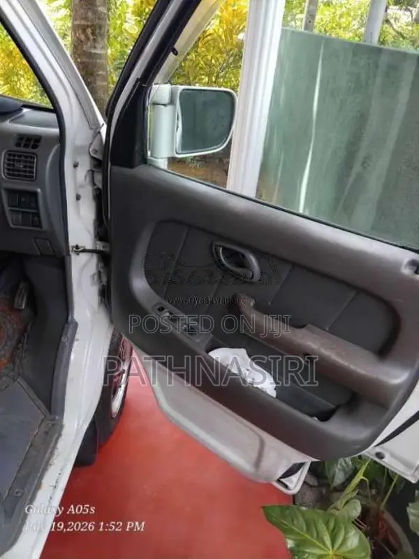 Suzuki Every 2000 Van (Used)