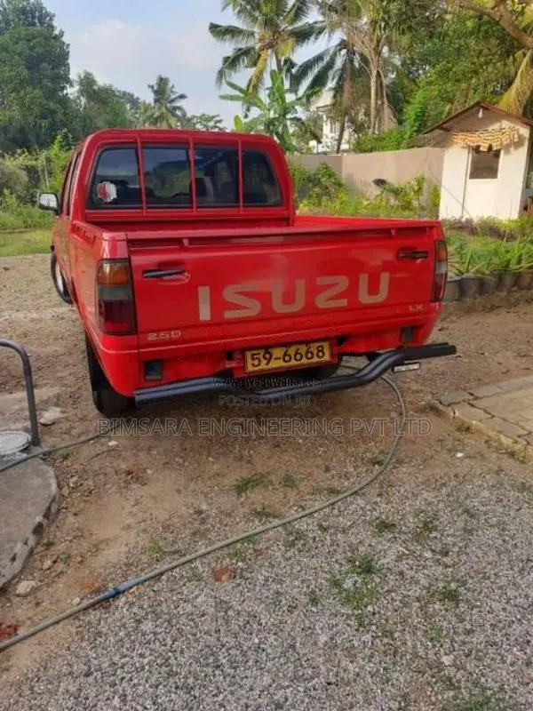 Isuzu Double Cab 1997 Pickup (Used)