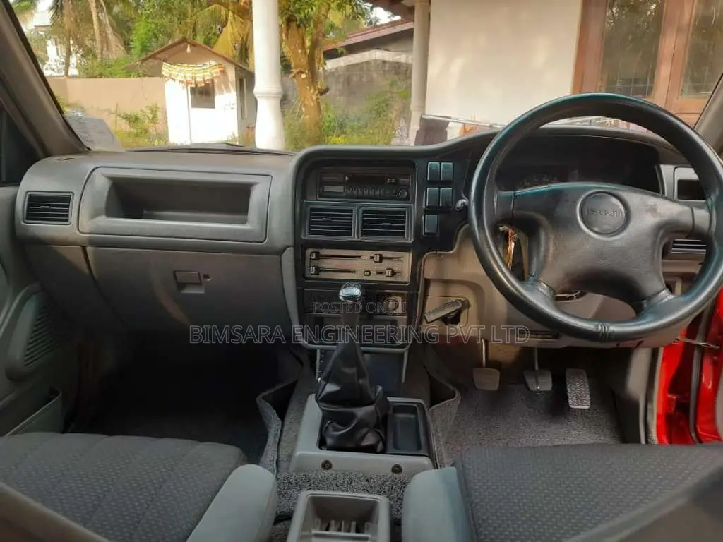Isuzu Double Cab 1997 Pickup (Used)