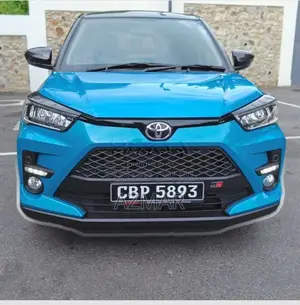 Toyota Raize 2025 SUV (Used)