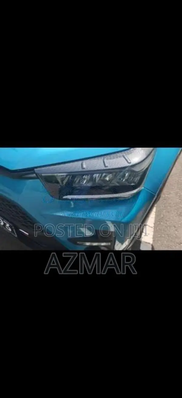 Toyota Raize 2025 SUV (Used)