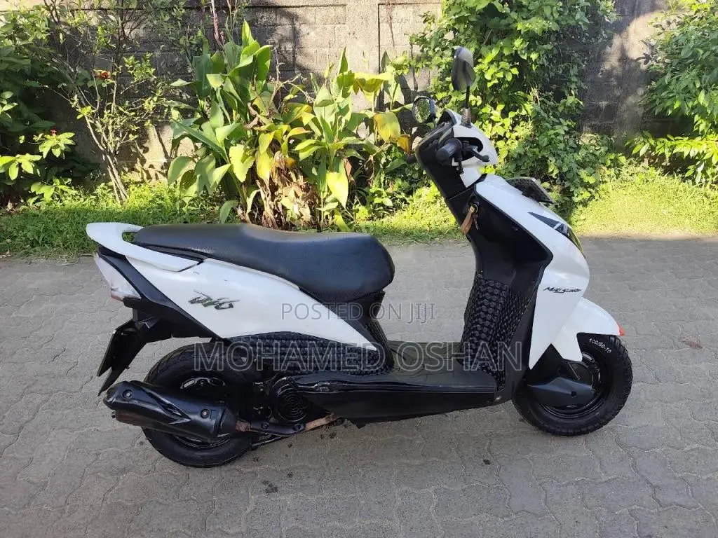 Honda Dio 2014 Motorbike (Used)